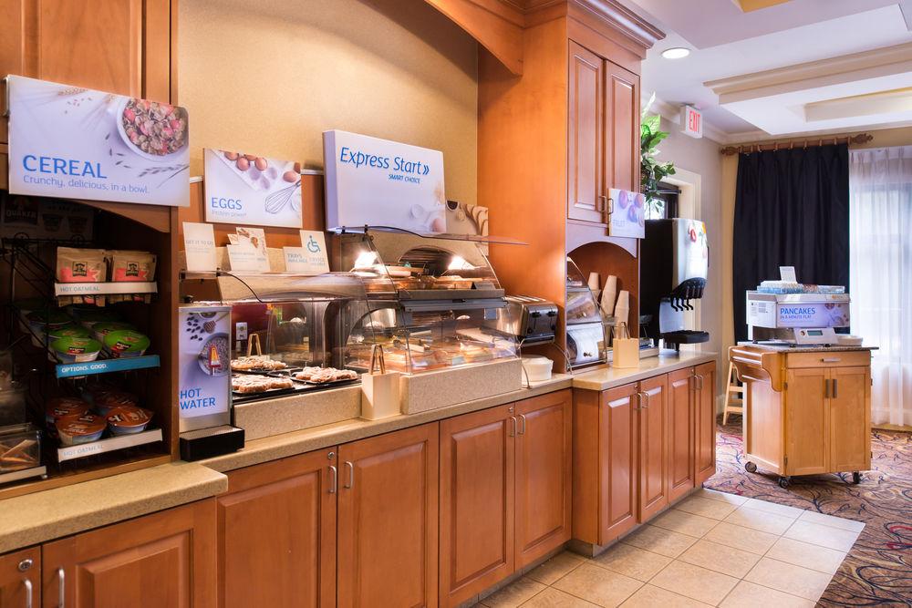 Holiday Inn Express Hotel & Suites Tampa-Anderson Road-Veterans Exp By Ihg West Chase Eksteriør bilde