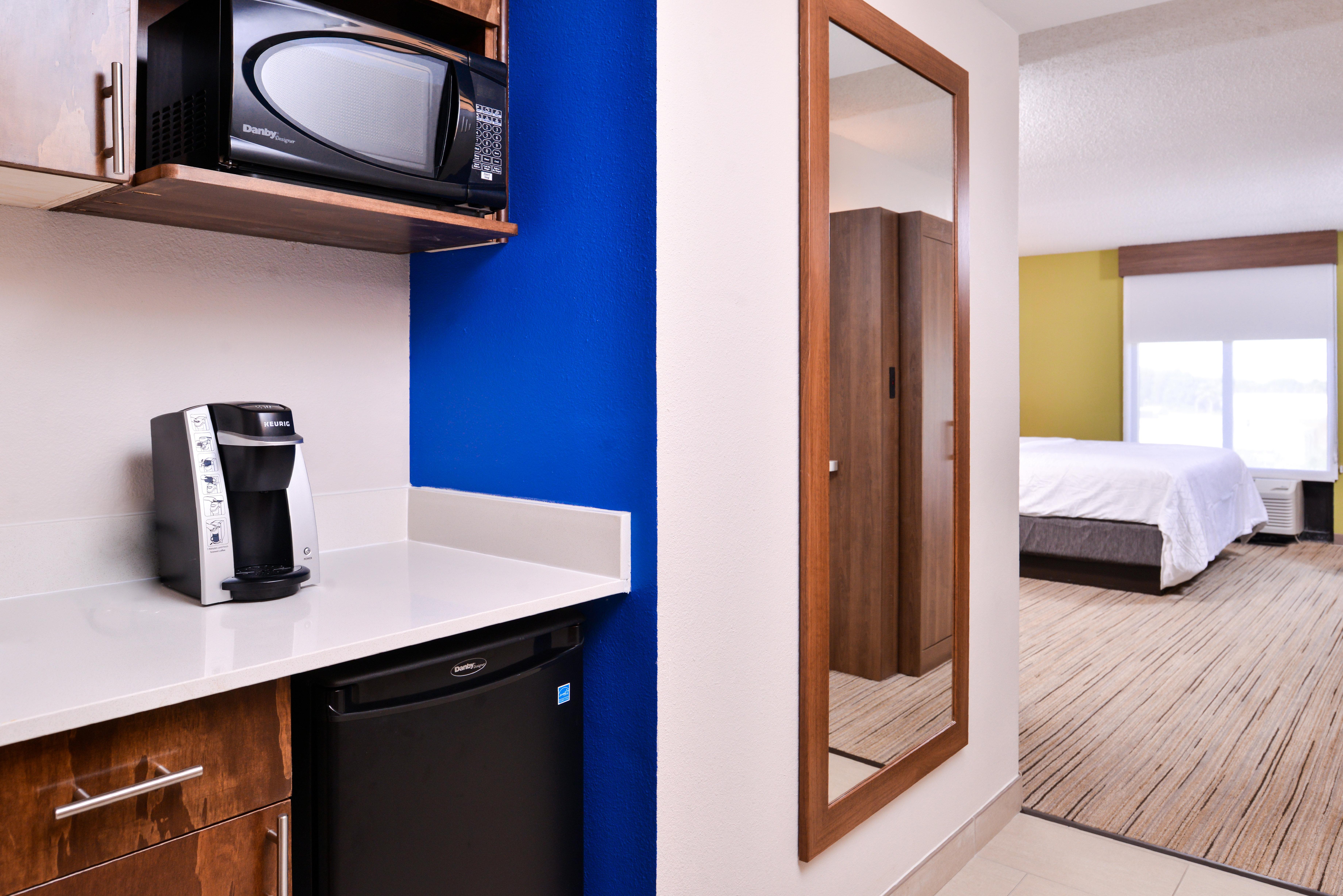 Holiday Inn Express Hotel & Suites Tampa-Anderson Road-Veterans Exp By Ihg West Chase Eksteriør bilde
