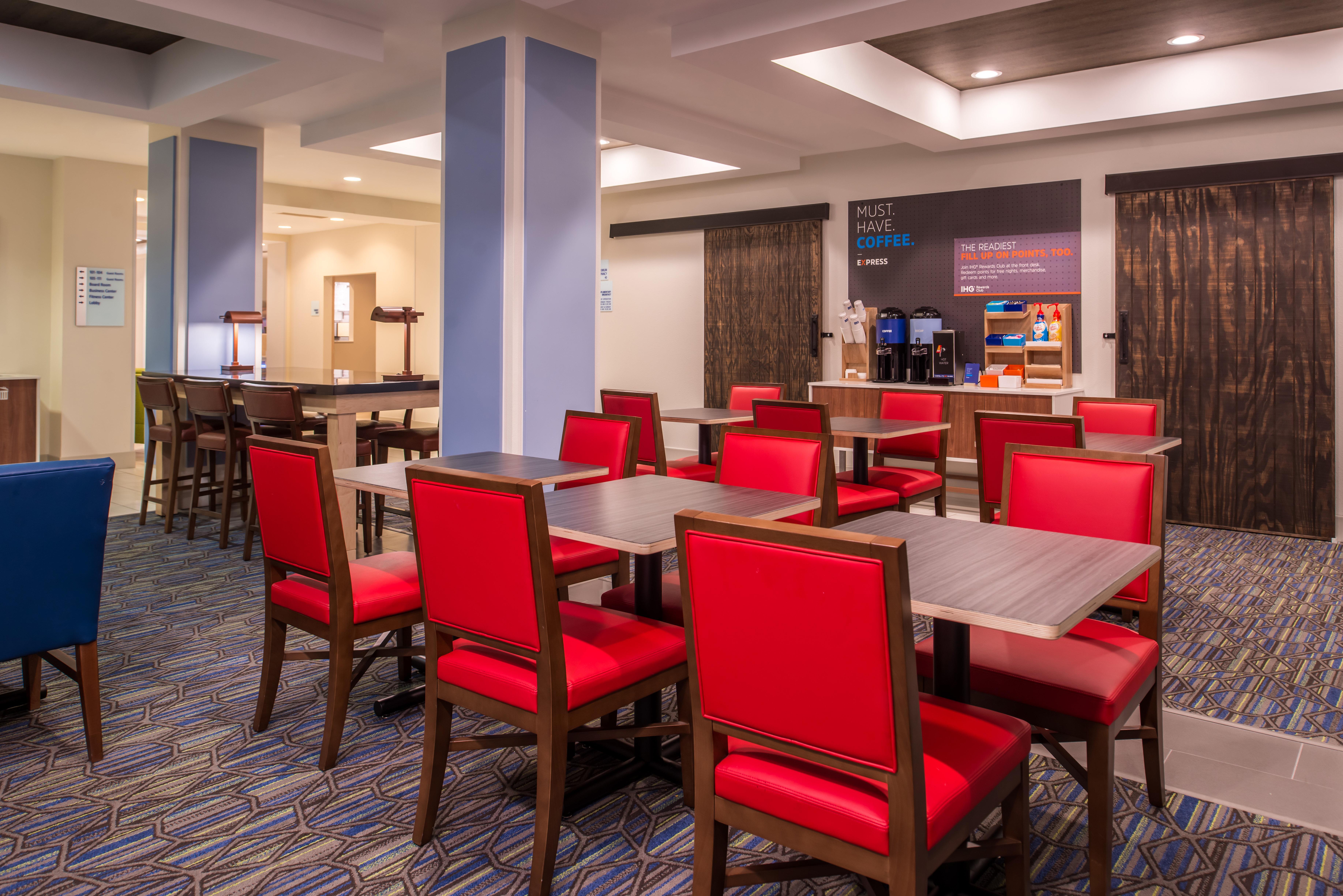 Holiday Inn Express Hotel & Suites Tampa-Anderson Road-Veterans Exp By Ihg West Chase Eksteriør bilde