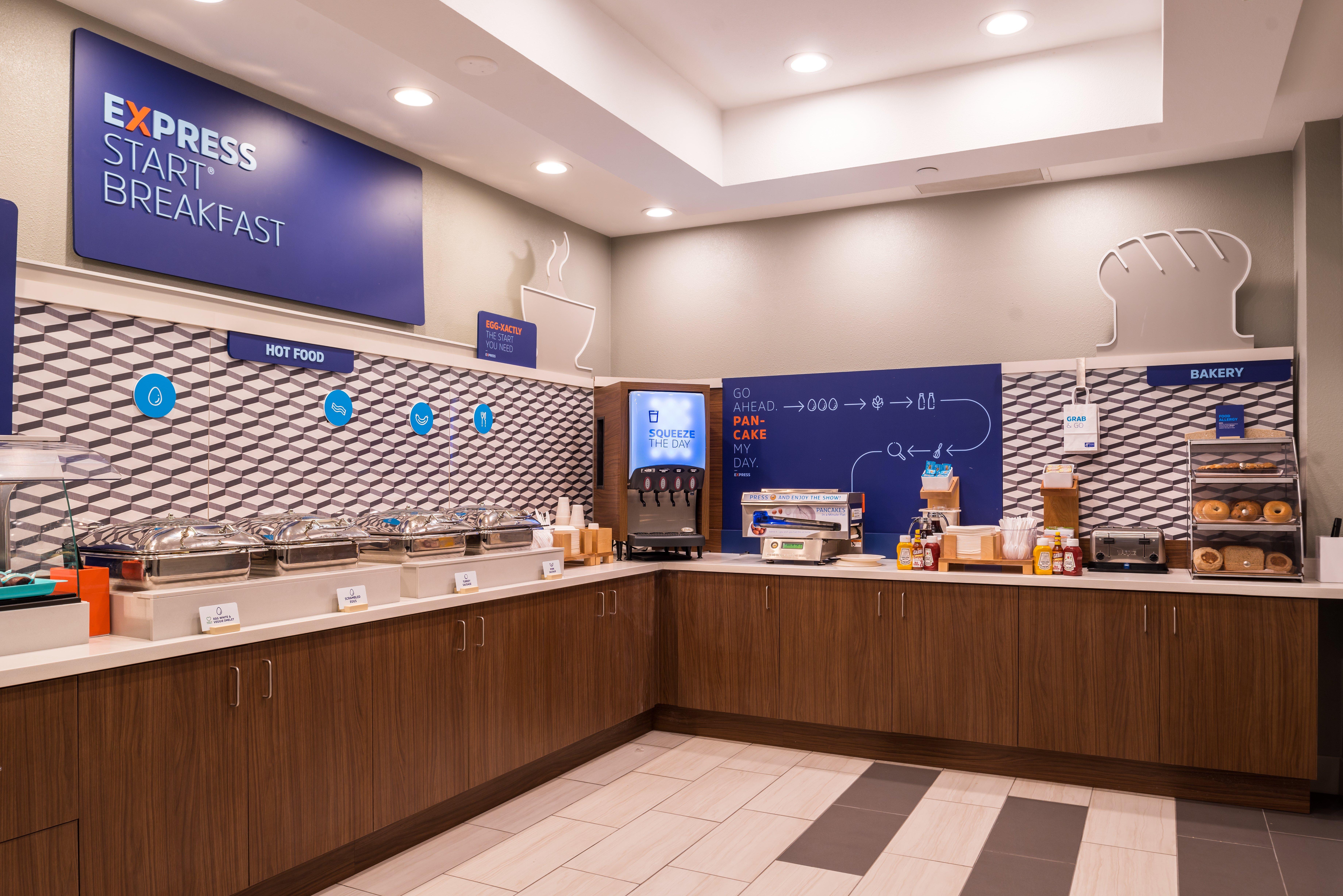 Holiday Inn Express Hotel & Suites Tampa-Anderson Road-Veterans Exp By Ihg West Chase Eksteriør bilde