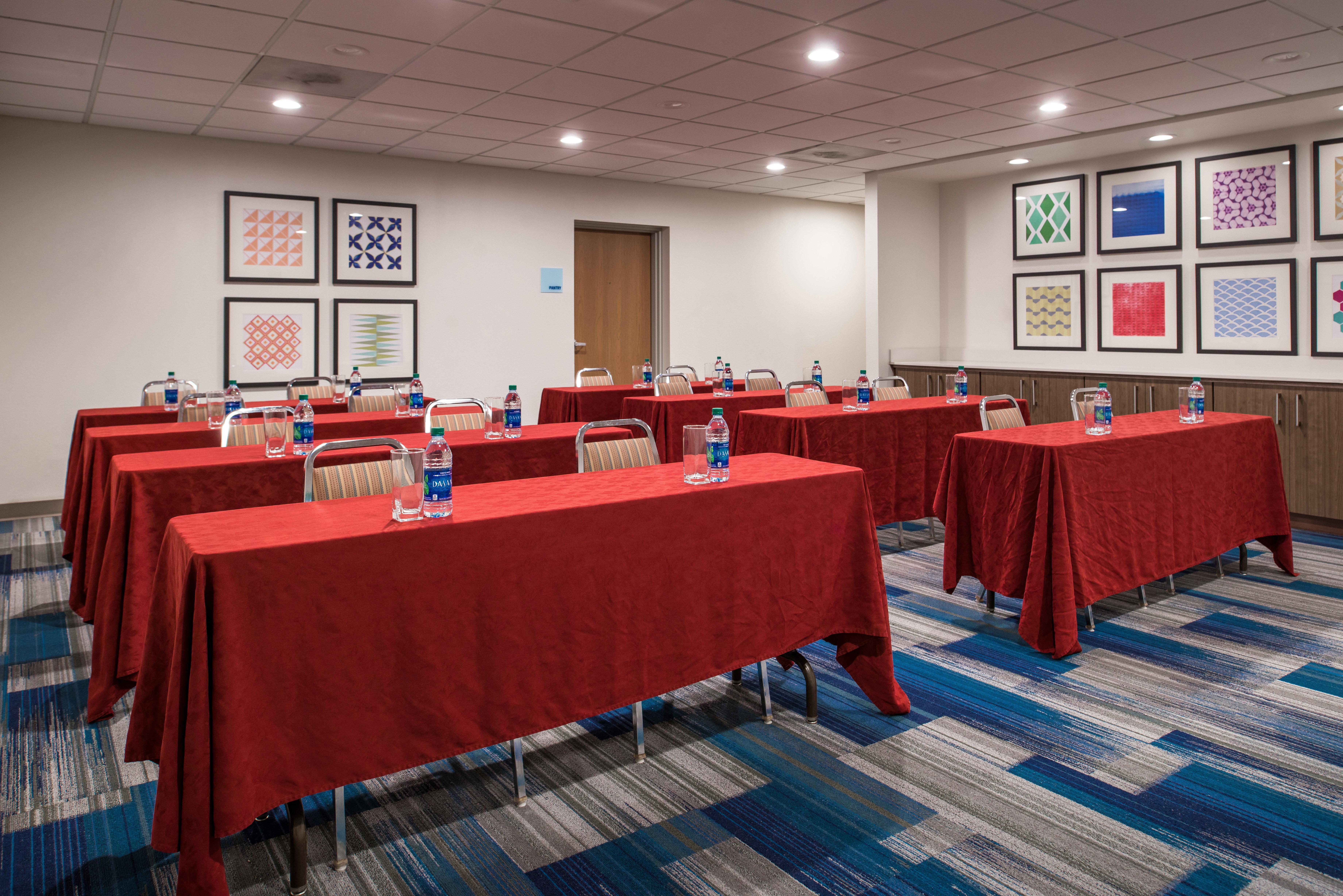 Holiday Inn Express Hotel & Suites Tampa-Anderson Road-Veterans Exp By Ihg West Chase Eksteriør bilde