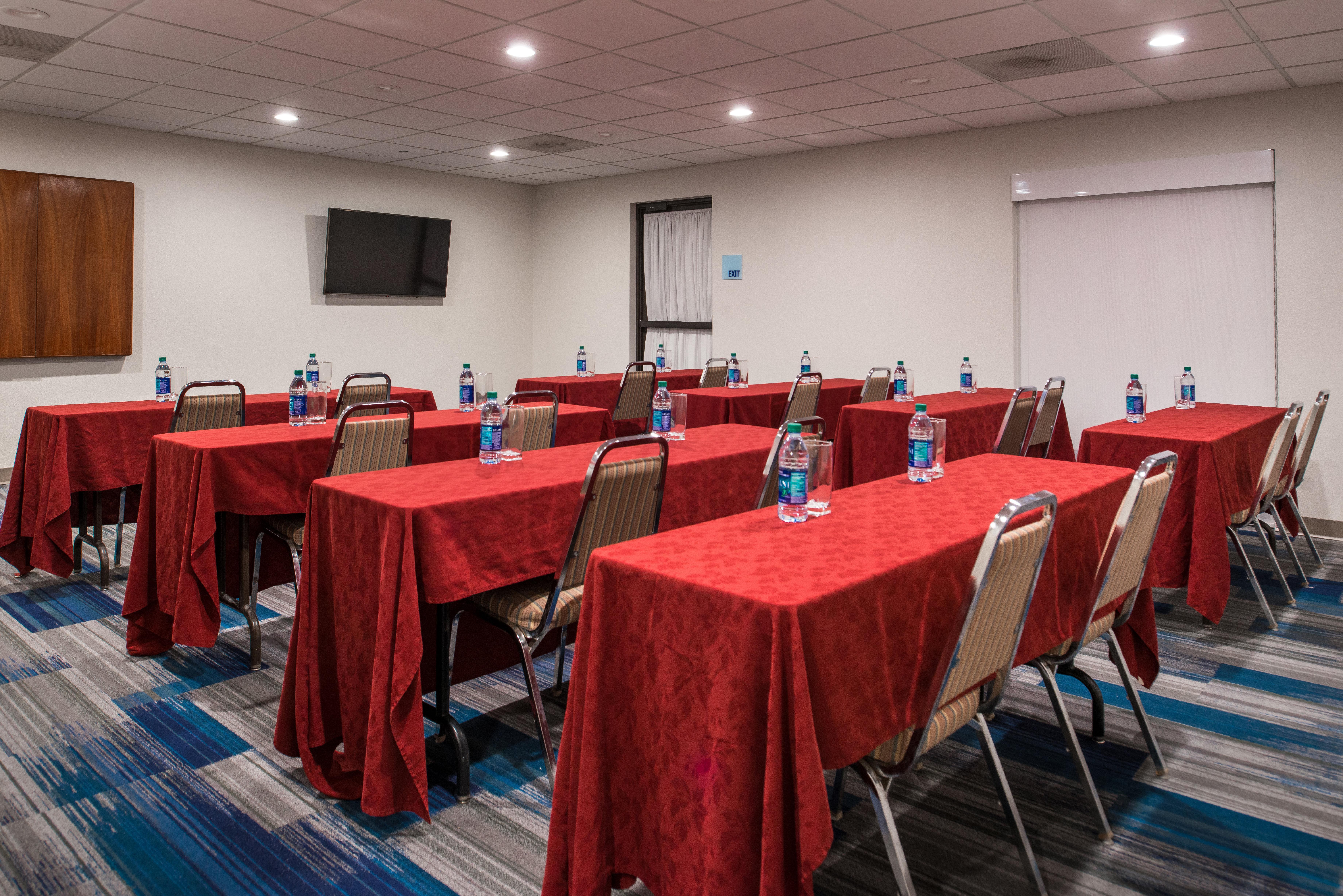 Holiday Inn Express Hotel & Suites Tampa-Anderson Road-Veterans Exp By Ihg West Chase Eksteriør bilde